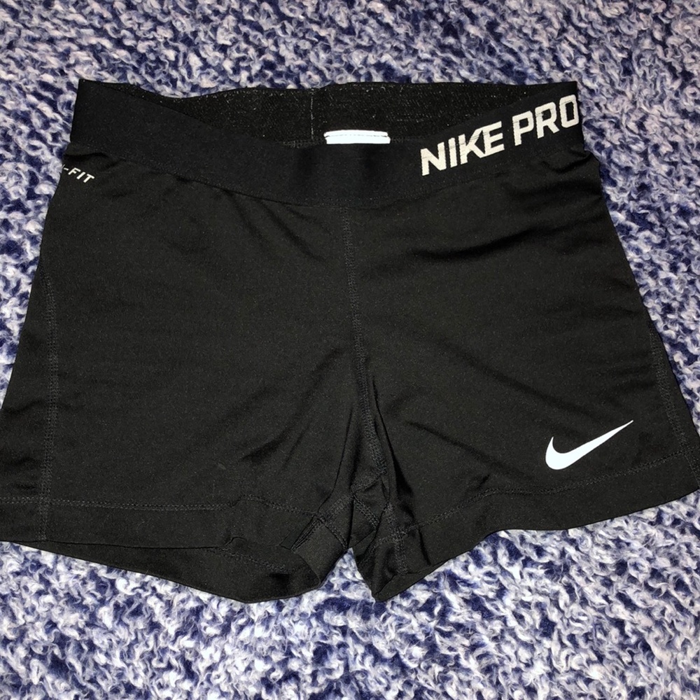 Black Nike Pro spandex shorts